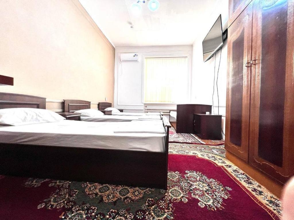 Assalom Hostel