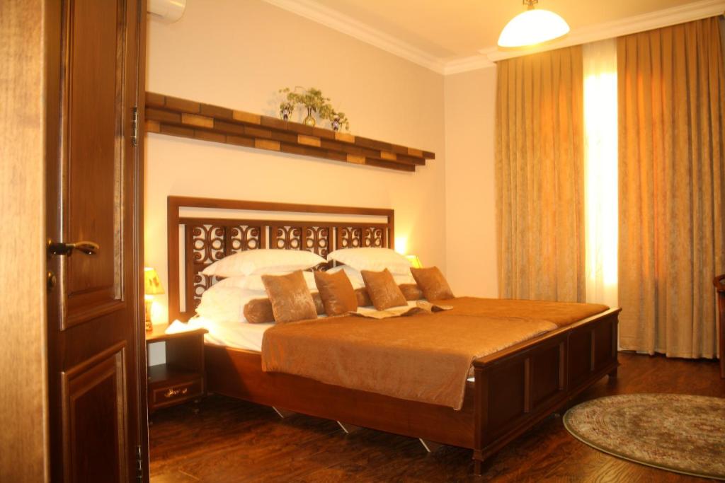 Platan Hotel