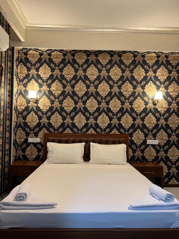 Almaz Hotel
