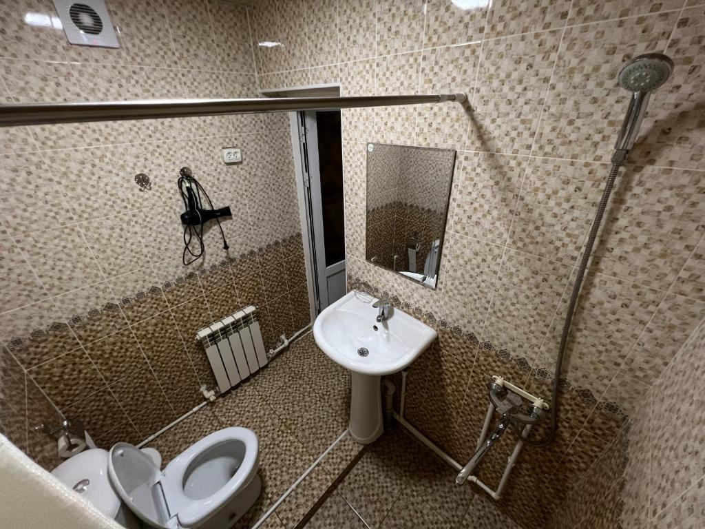 Dilnura Guest House