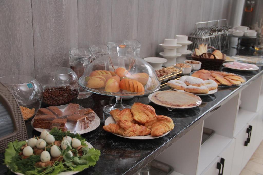 Nur Makon Hotel