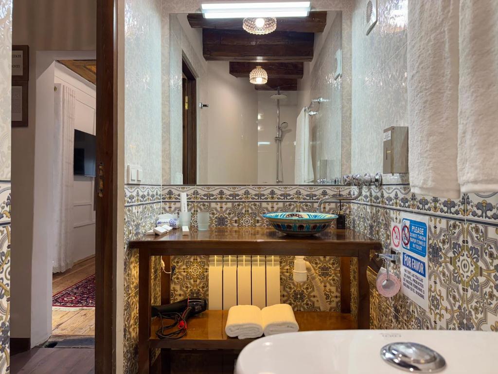 Usman Heritage Hotel