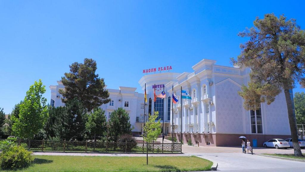 Maqom Plaza