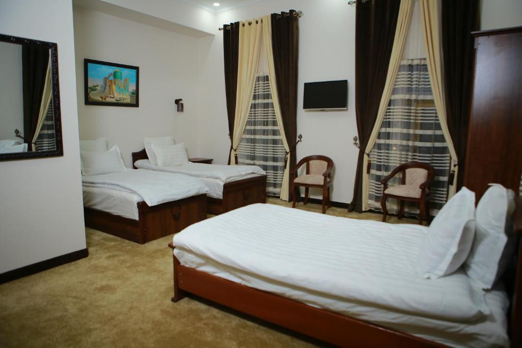Boulevard Palace