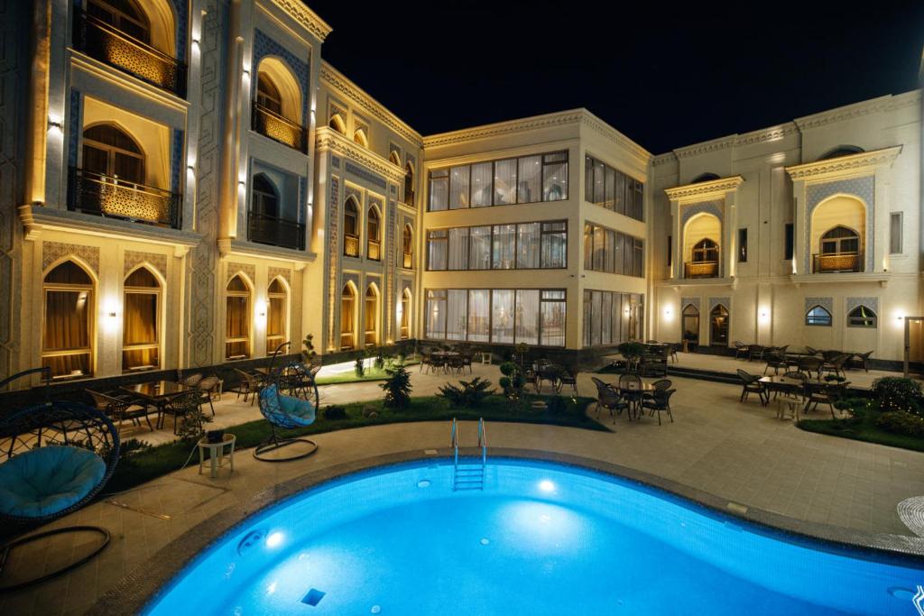 Kohinur Plaza Hotel & Spa