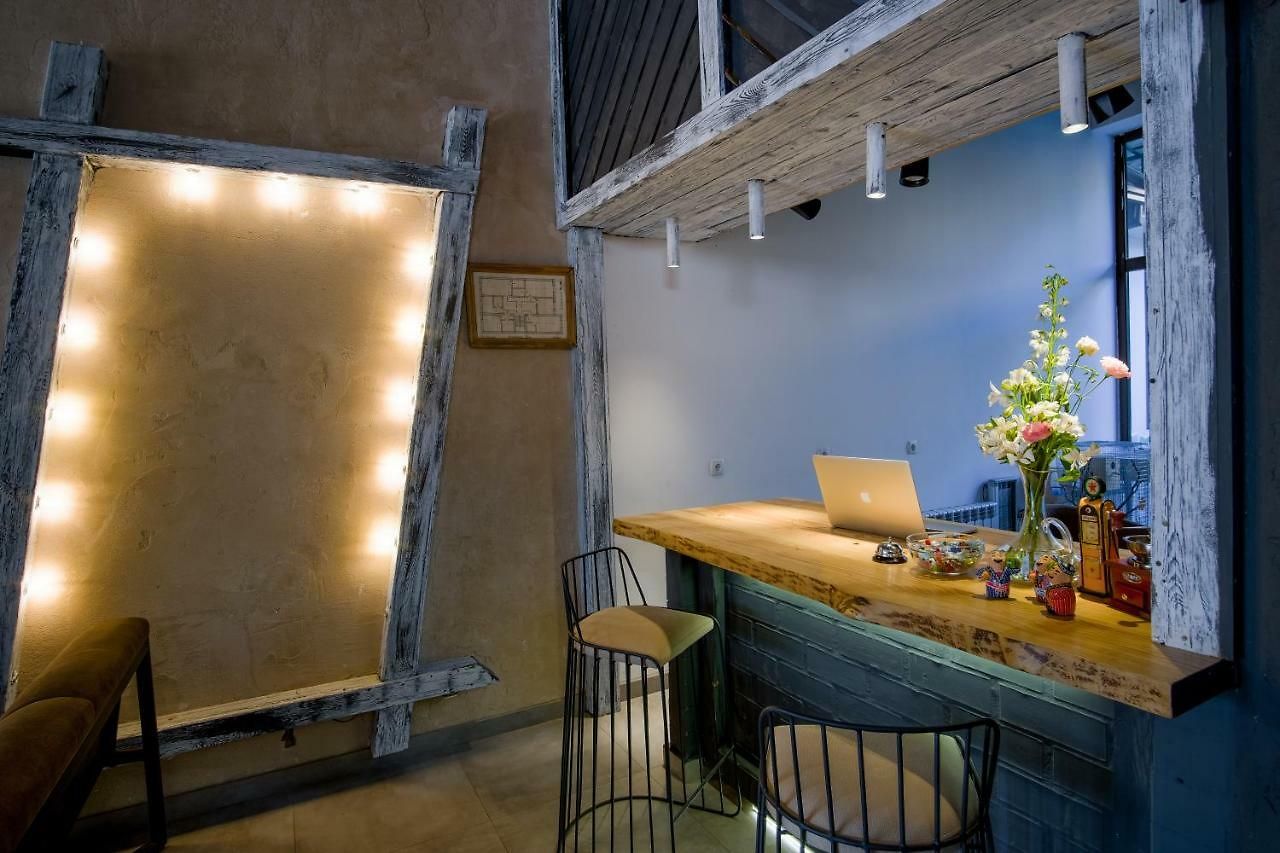 Falcon Boutique Hotel
