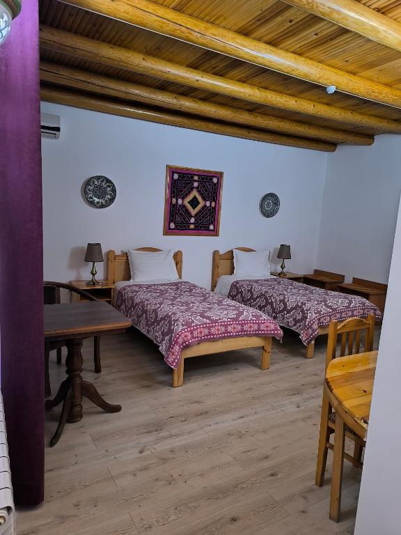 Hotel Bibikhanum