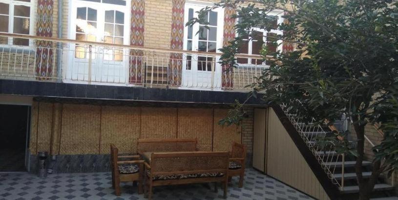 Zuhro guest House