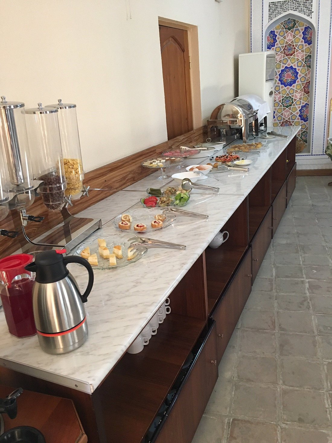 Fatima & Ibragim Hotel