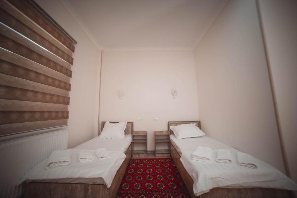 Oqilanur Guest House