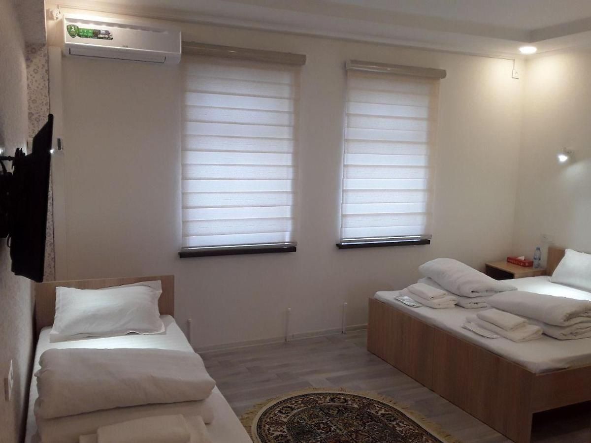 Azmir Hotel