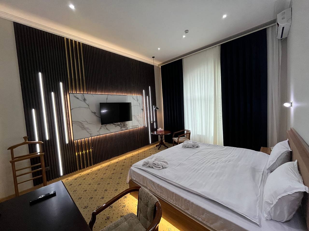 Royal Palace Hotel