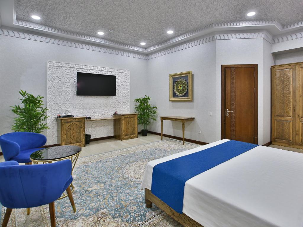Paradise Plaza Luxury Hotel