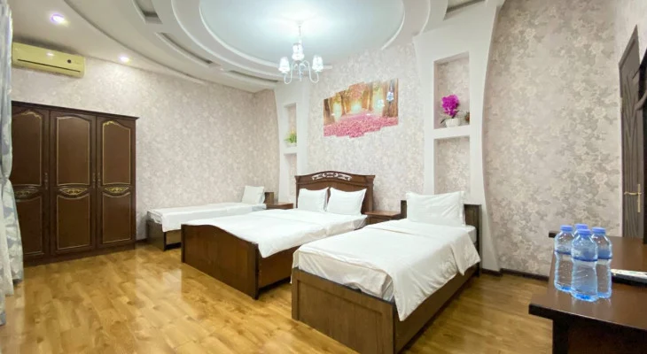 Alisher Hotel By Shosh