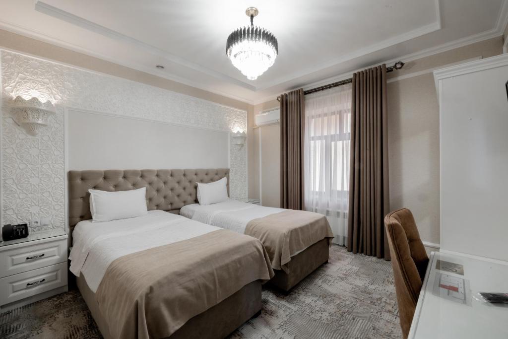 Hotel Billuri Sitora