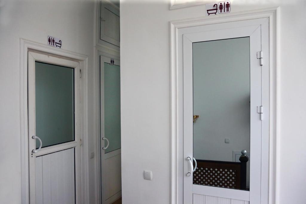 Amir Hostel