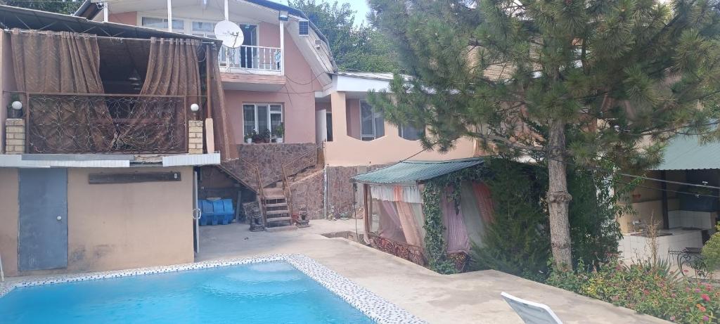 Дача Уют Чарвак Узбекистан