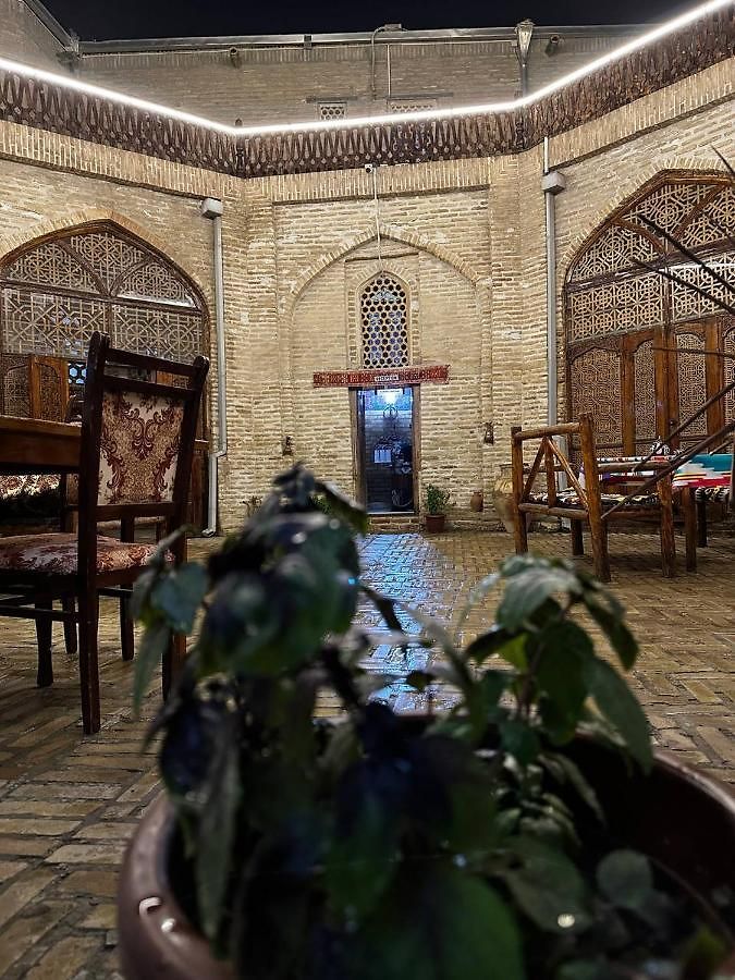 HALAL Mekhtar Ambar