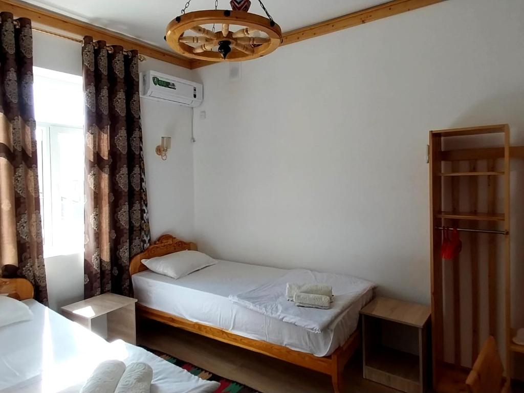 Nazira Guest House
