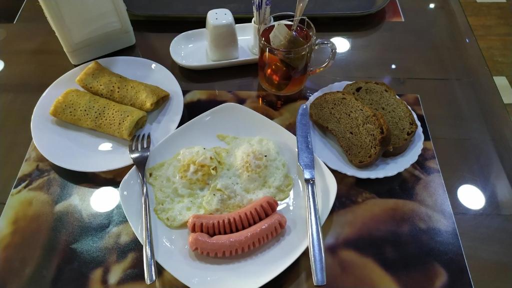 Alisher Hotel