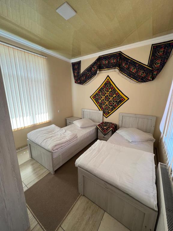 Khan Apartments