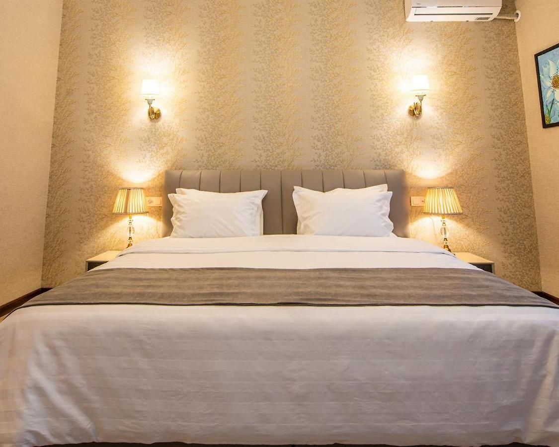 Emerald Hotel Tashkent