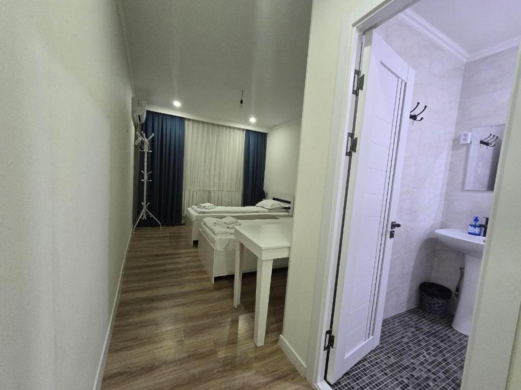 Guesto Hostel