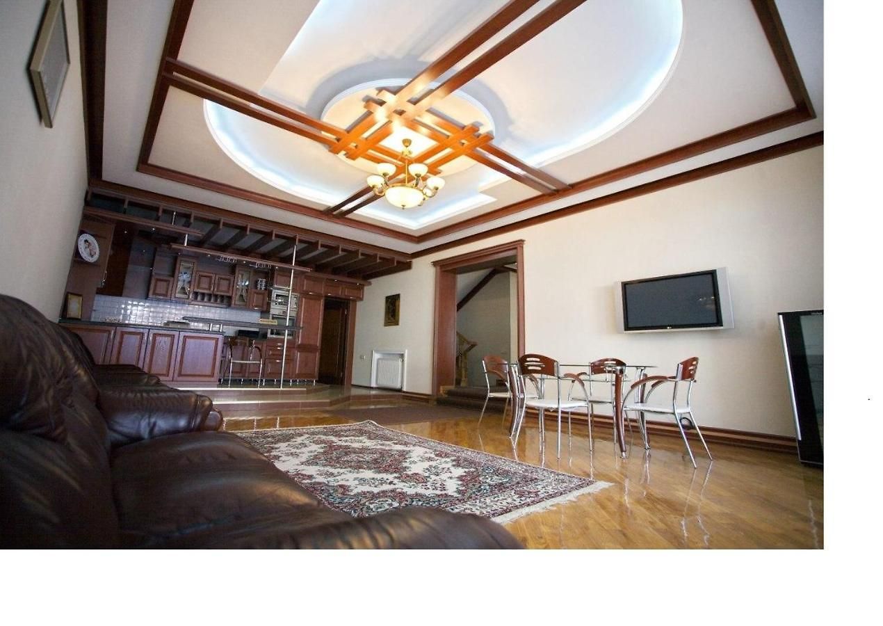 Lasfera Luxury Mehmonxonasi