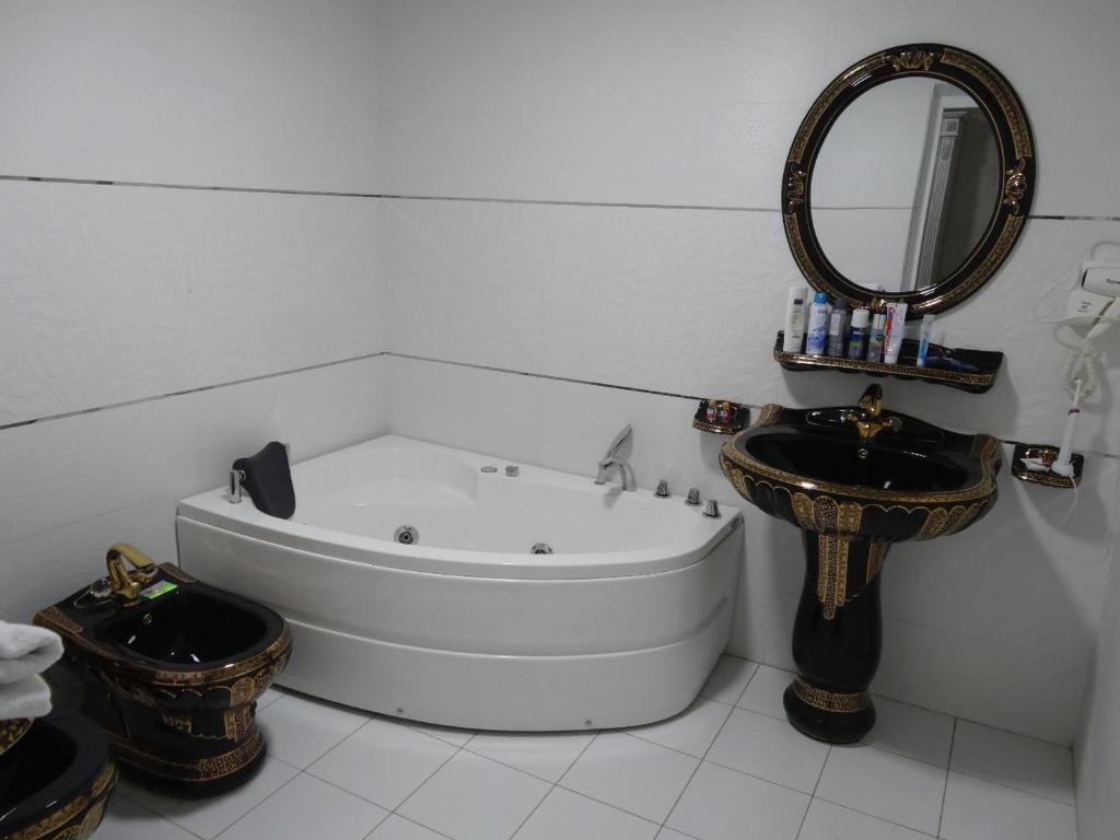 Oydin Plaza Hotel