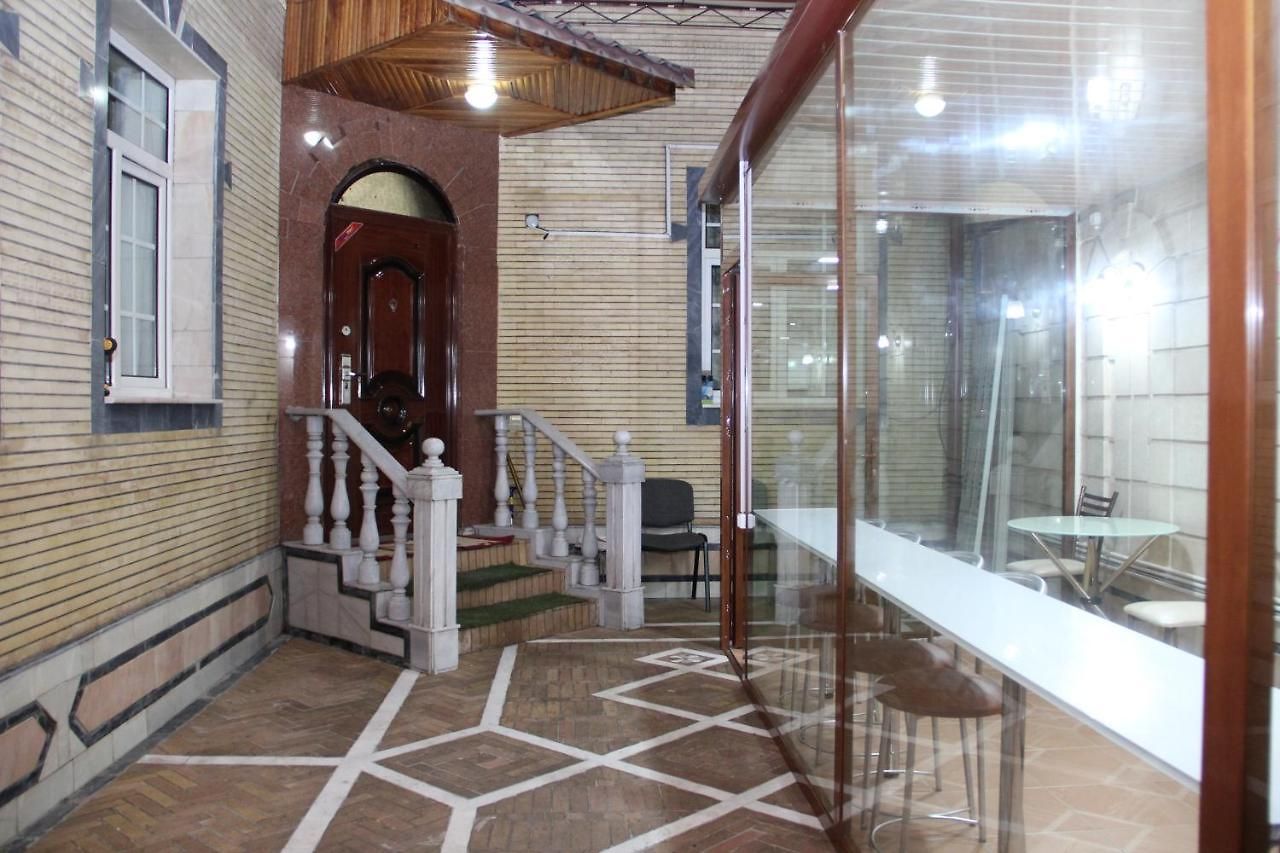 Chinara Guest House