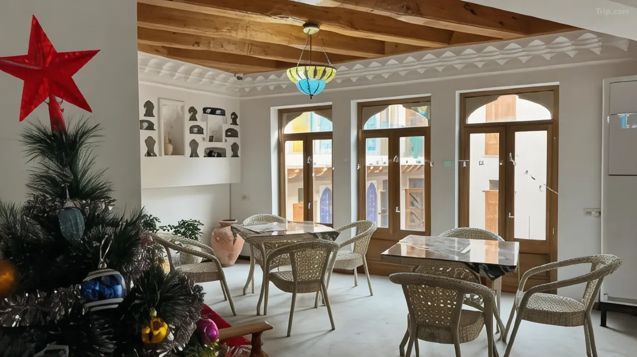 Mahbubakhon Guest house in old city