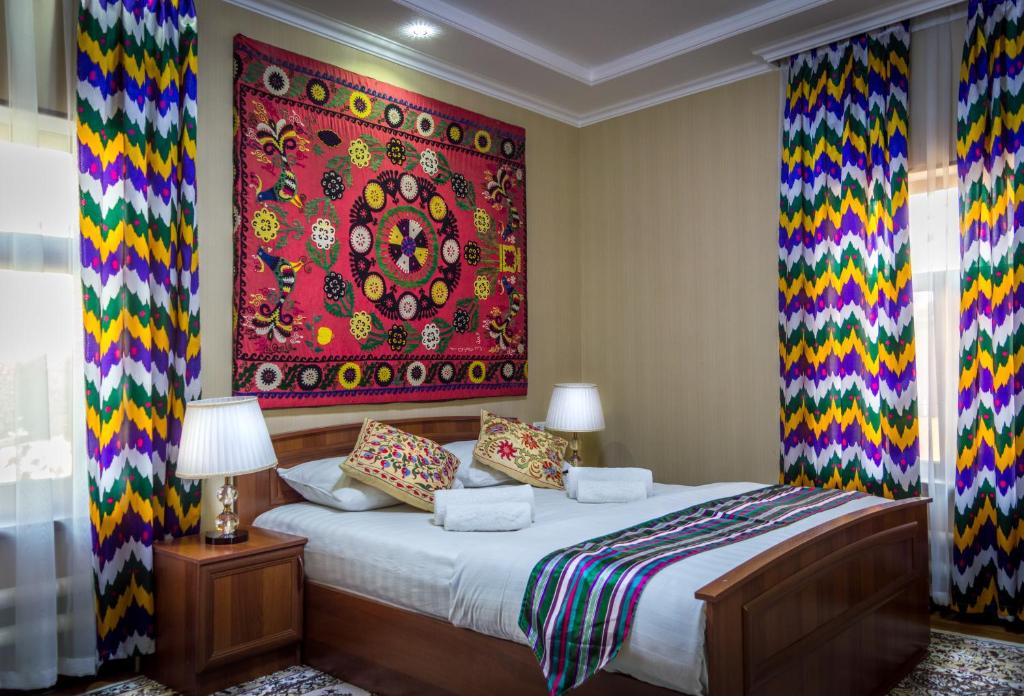 Jahongir Hotel