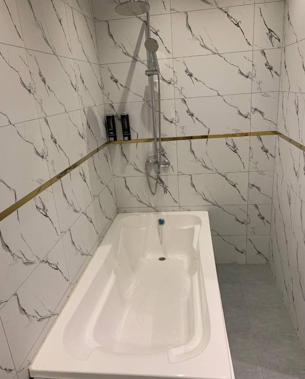 Nur Makon Hotel