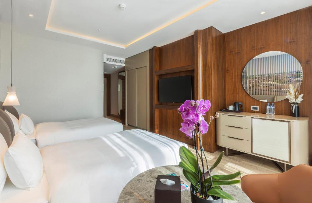 Silk Road By Minyoun