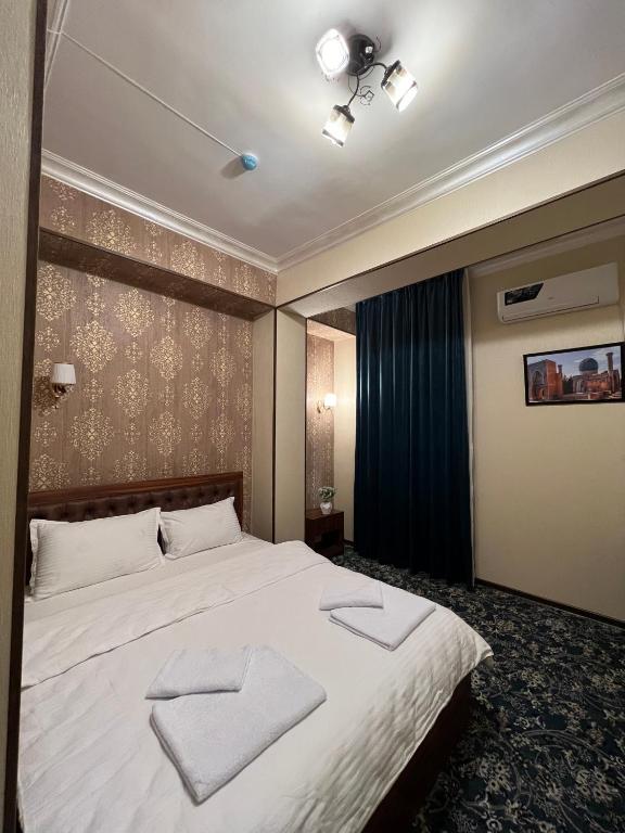 Almaz Hotel