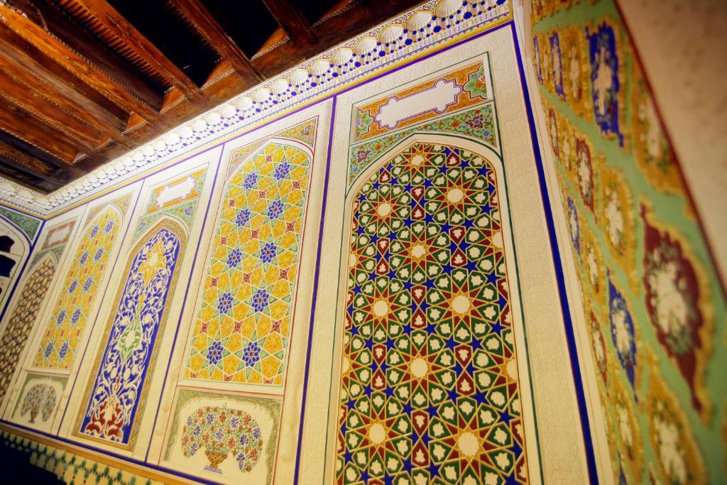 Mukhlisabegim Hotel