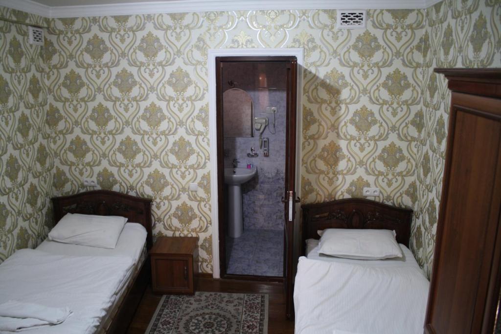 Tilyakori Hotel