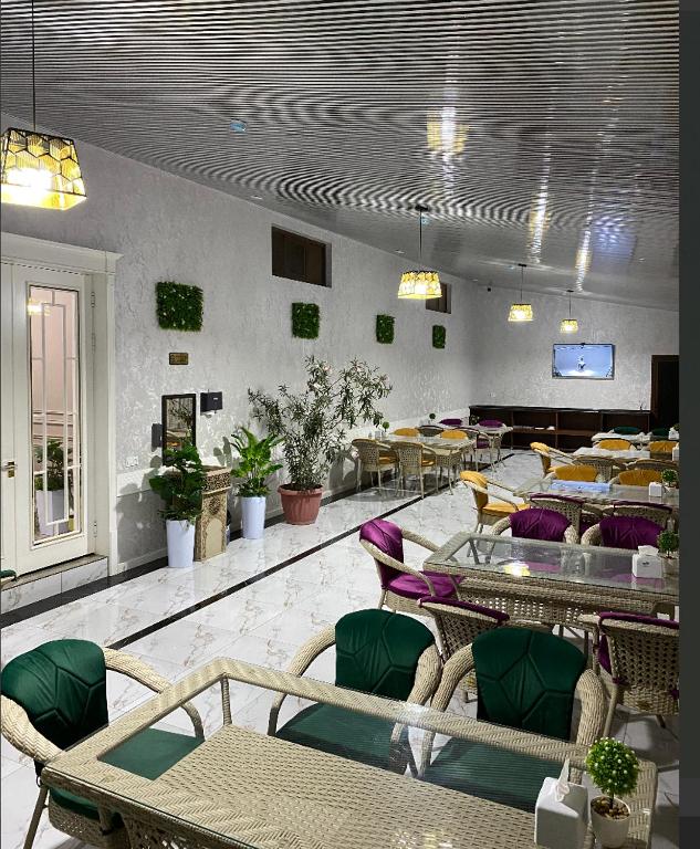 Afruza Hotel