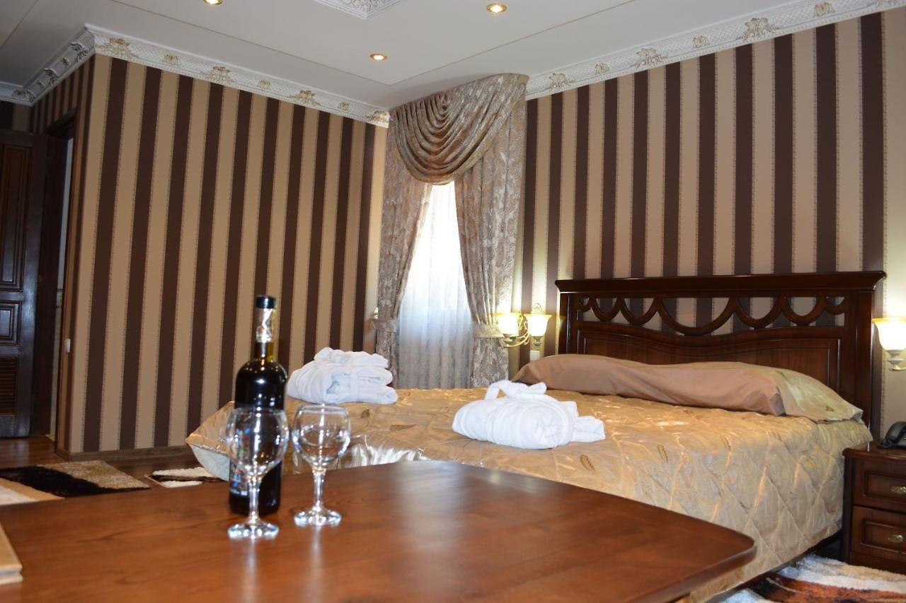 Papillon Hotel