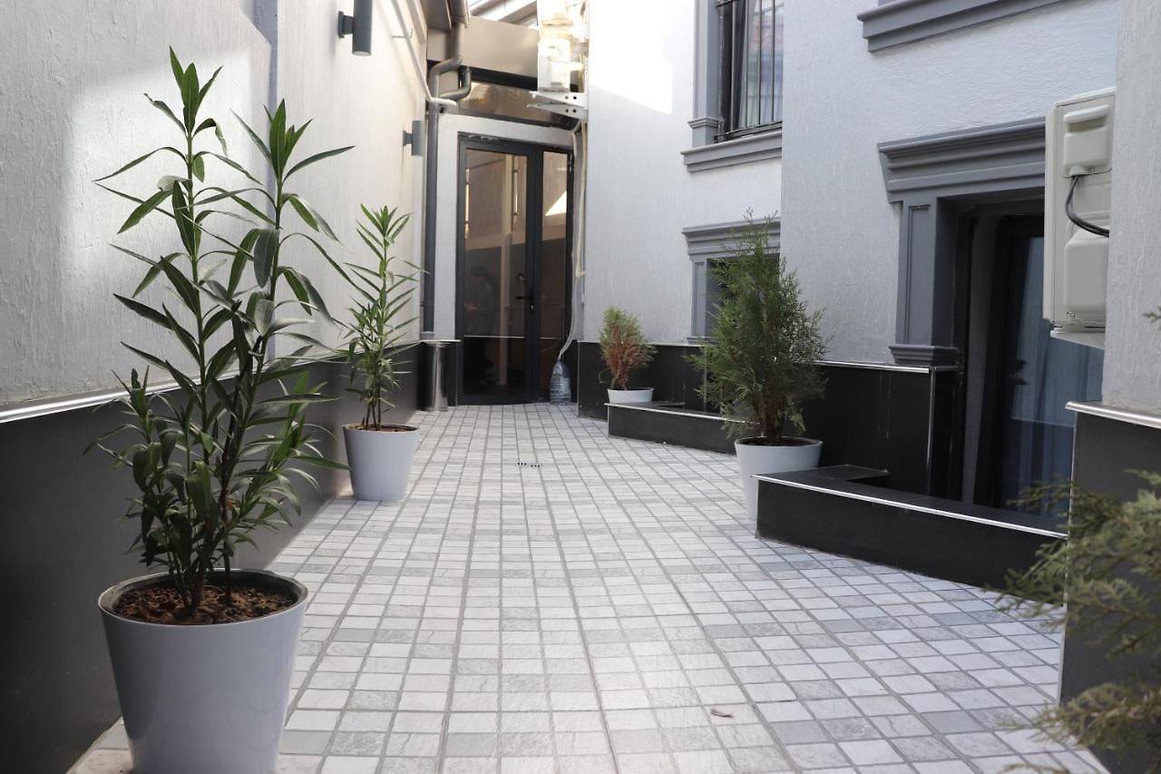 Bobur Hotel