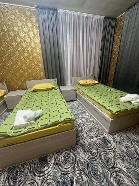 QAMAR Family Guest House