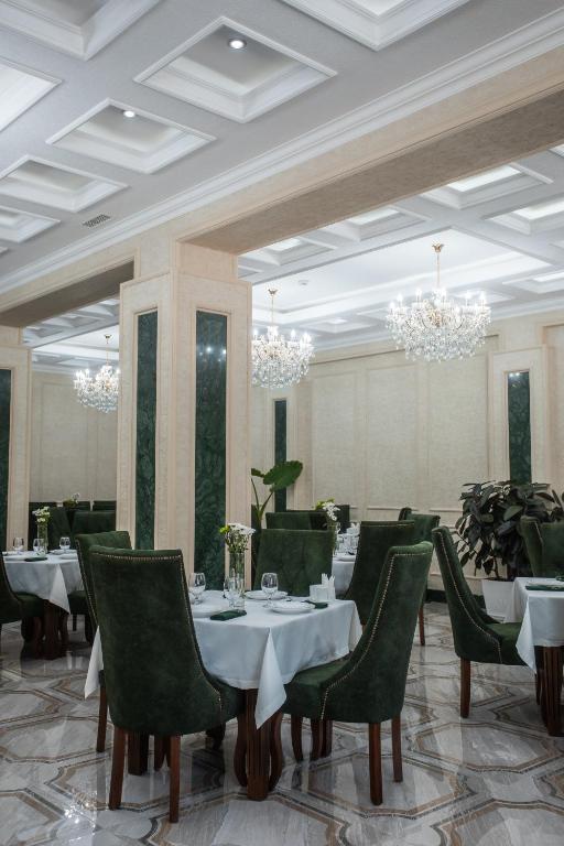 Arhan Palace Premium