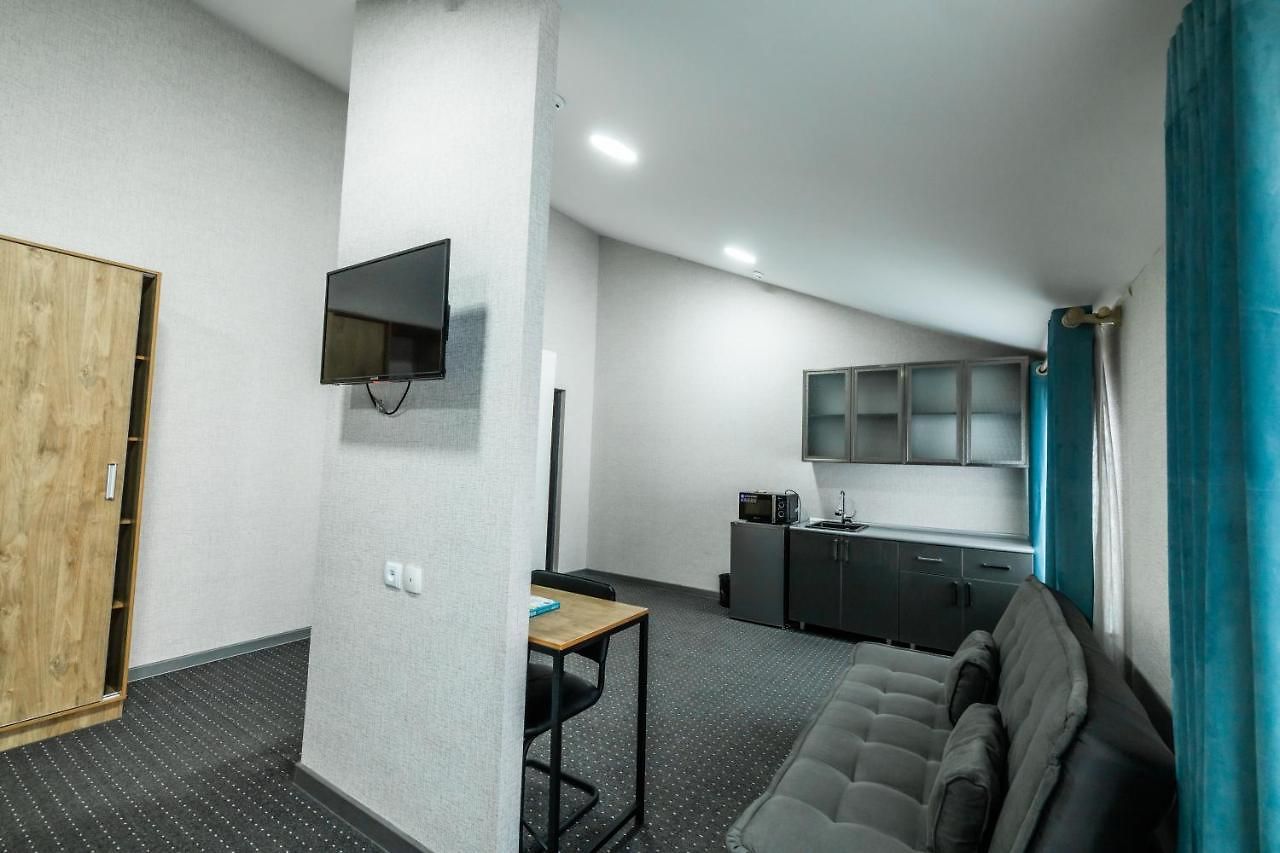 Bobur Hotel