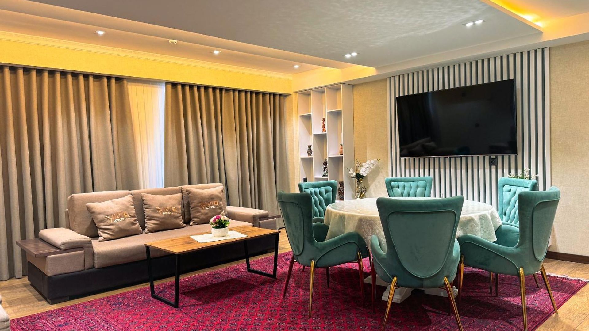 Ziyorat Luxury
