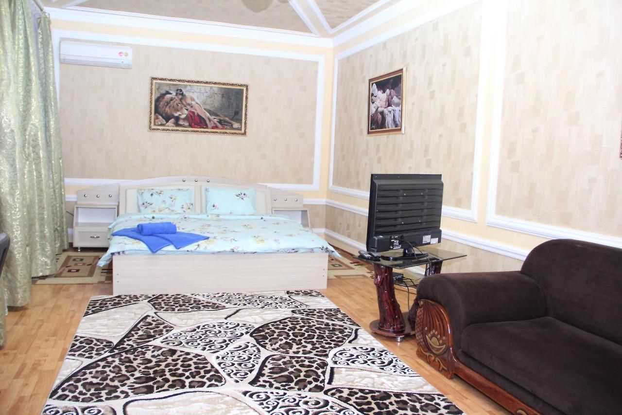 Chinara Guest House