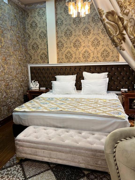 Caravan Castle Boutique Hotel