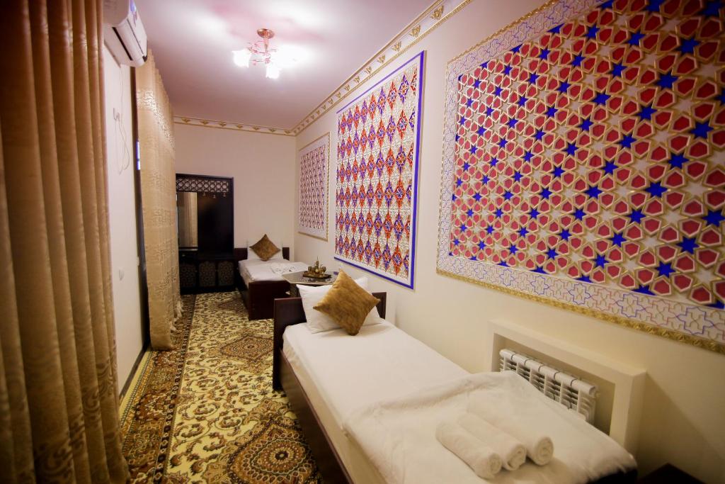 Mukhlisabegim Hotel