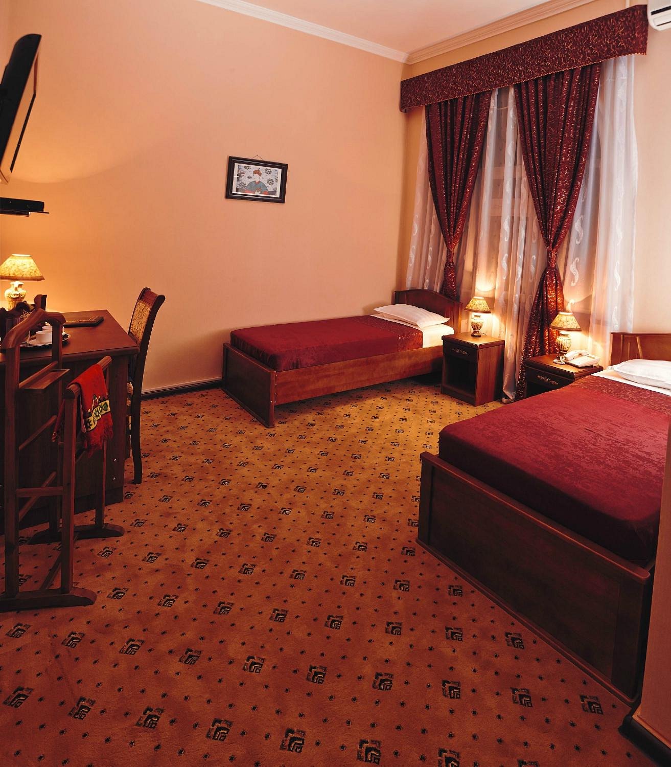 Royal Palace Hotel