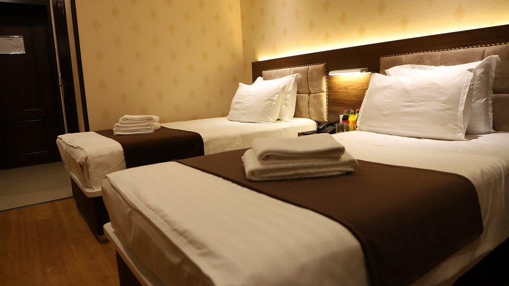 Mekhnat Hotel