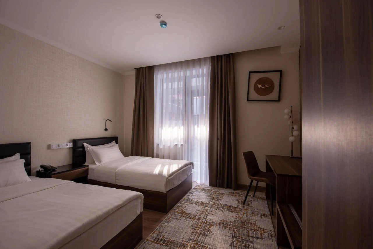 Отель Silk Road Premium